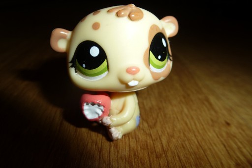 Zdjęcie oferty: Hasbro Figurka Littlest Pet Shop 1 szt.