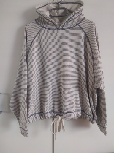 Zdjęcie oferty: F&F bluza z kapturem w paski marine 20 48