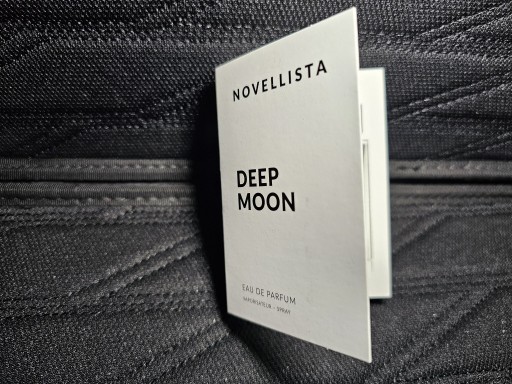 Zdjęcie oferty: Novellista Deep Moon EDP 1.2 ml próbka 