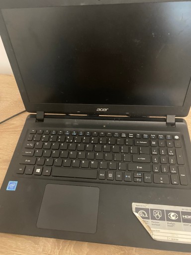 Zdjęcie oferty: Laptop Acer czarny