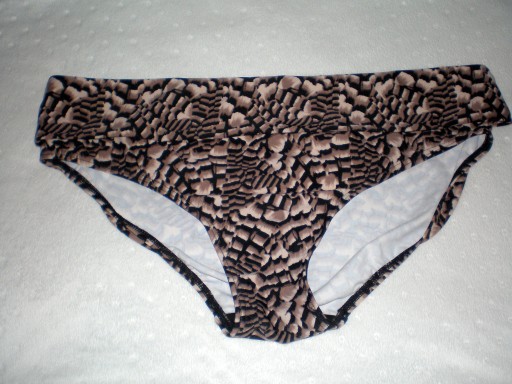 Zdjęcie oferty: M&Co   wywijane  majtki od stroju  kąpielowego  16