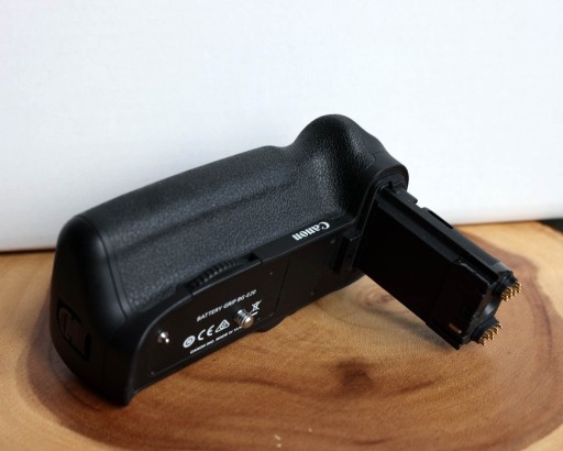 Zdjęcie oferty: Canon Battery Grip BG-E20 Canon 5D mIV