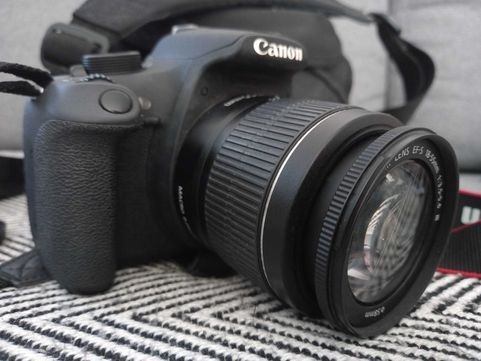 Zdjęcie oferty: Aparat Canon 1200D 