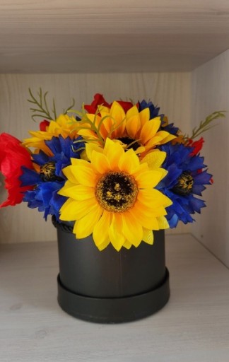 Zdjęcie oferty: flower box flowerbox słoneczniki ozdoba dekoracja