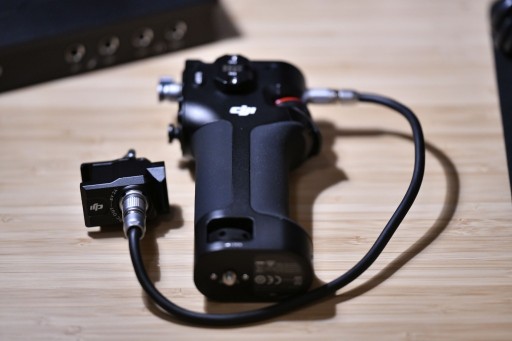 Zdjęcie oferty: Moduł zdalnego sterowania DJI R - DJI RS 2 Tethered Control Handle