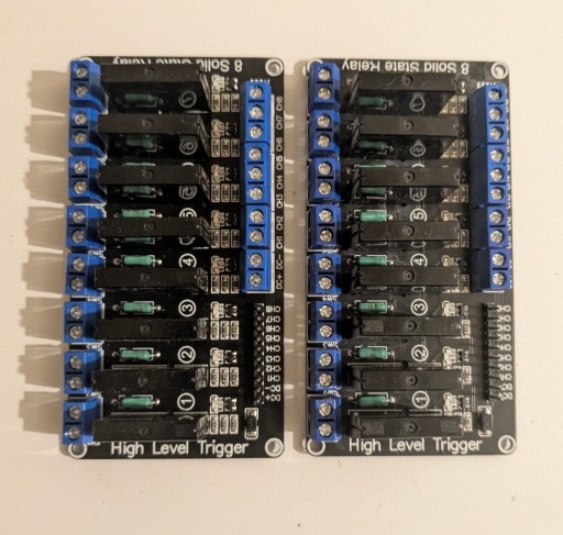 Zdjęcie oferty: 2 moduły przekaźników SSR (Solid State Relay)  8 kanałów 5V High Level