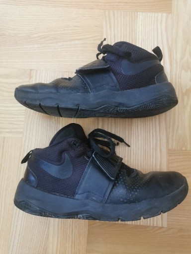 Zdjęcie oferty: Buty do koszykówki Nike Hustle