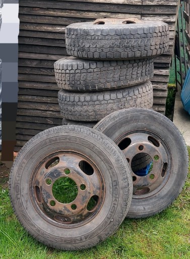 Zdjęcie oferty: Koła Mitsubishi Canter Fuso 215/75 R16c