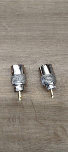 Zdjęcie oferty: UHF wtyk nakręcany na kabel fiderowy 1/4" 