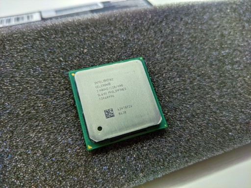 Zdjęcie oferty: Procesor Intel Celeron 2,4GHz Socket 478 SL6VU