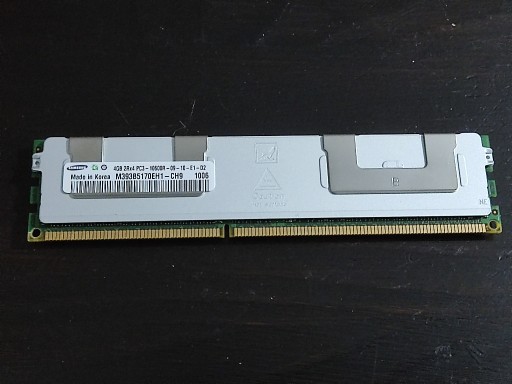 Zdjęcie oferty: Pamięć SAMSUNG 4GB DDR3 PC3-10600R 1333Mhz !ECC!
