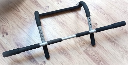 Zdjęcie oferty: Drążek wielofuncyjny IRON GYM - pompki,podciąganie