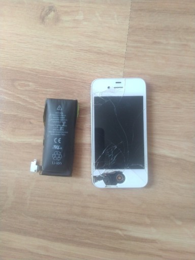 Zdjęcie oferty: iPhone 4S 8GB biały uszkodzony bez blokad 