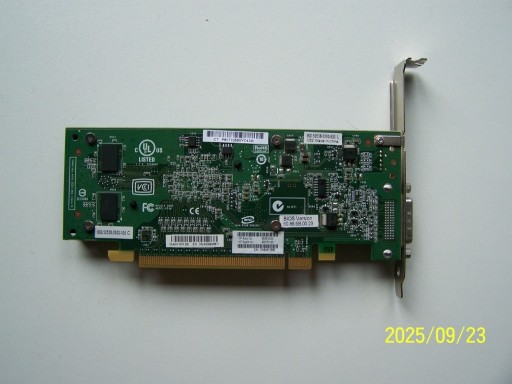 Zdjęcie oferty: Karta graficzna nVIDIA Quadro NVS 290 z adapterem DMS-DVI