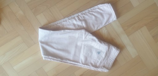 Zdjęcie oferty: Jeansy Guess rozmiar 36