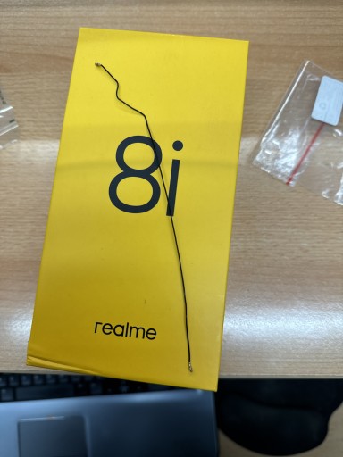 Zdjęcie oferty: Realme 8i kabel antena oryginalny demontaż