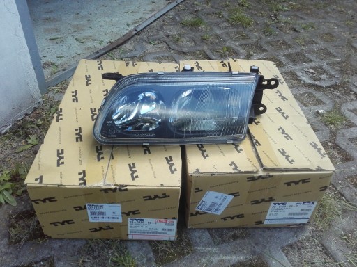 Zdjęcie oferty: Lampy przednie MAZDA626 1999