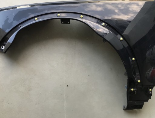 Zdjęcie oferty: Błotnik lewy przód Land rover discovery 3 04-09 r