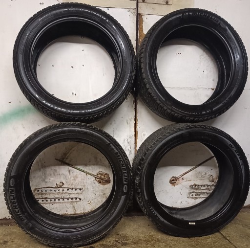 Zdjęcie oferty: Opony zimowe Michelin 255/45/20