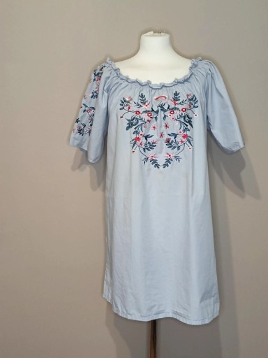 Zdjęcie oferty: Błękitna sukienka hiszpanka z haftem Amisu 42