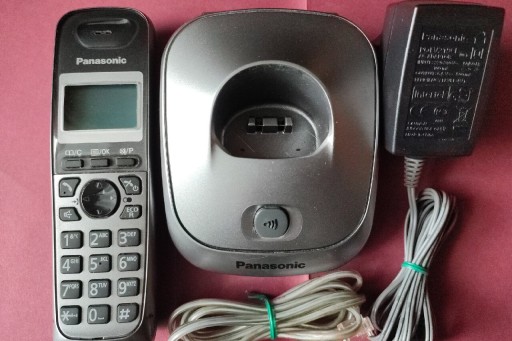 Zdjęcie oferty: Telefon bezprzewodowy Panasonic KX-TG2511 PDM