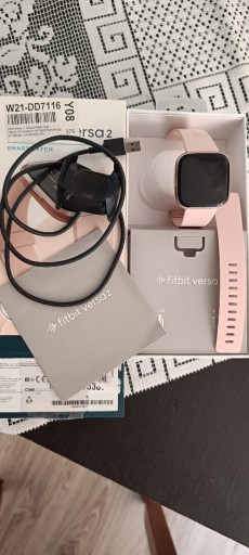 Zdjęcie oferty: Smartwatch Fitbit Versa 2 