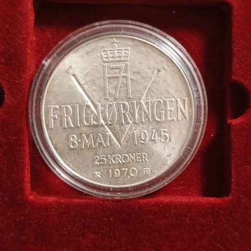 Zdjęcie oferty: 25 koron 1970 Norwegia Olaf V rocznica wyzwolenia srebro 