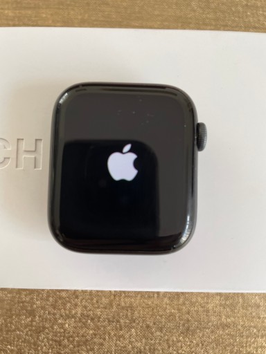 Zdjęcie oferty: Apple Watch 5 44 cellular