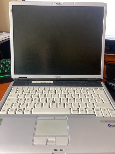 Zdjęcie oferty: Laptop Fujitsu LifeBook S7110