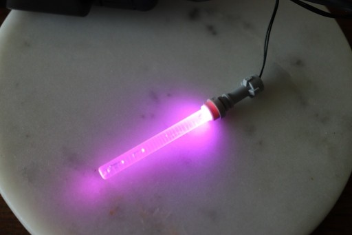 Zdjęcie oferty: Lightailing Miecz Świetlny LEGO z LED różowy