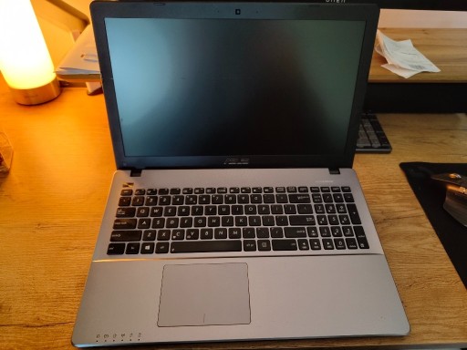 Zdjęcie oferty: Laptop Asus X550VC-XO018h i5-3230M/6GB/750/DVD-RW