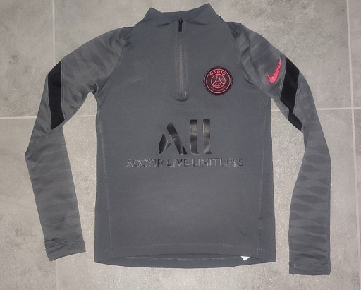 Zdjęcie oferty: Bluza Nike PSG r. 128-137 cm 8 lat Paris Saint