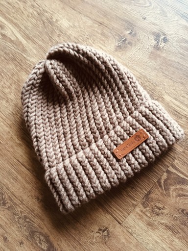 Zdjęcie oferty: Ciepła brązowa czapka z wełną Merino handmade