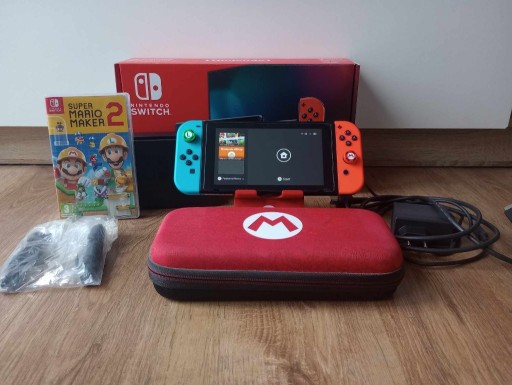 Zdjęcie oferty: Konsola Nintendo Switch zestaw + Mario Maker 2