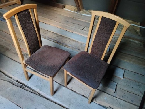 Zdjęcie oferty: Krzesła drewniane 2 sztuki