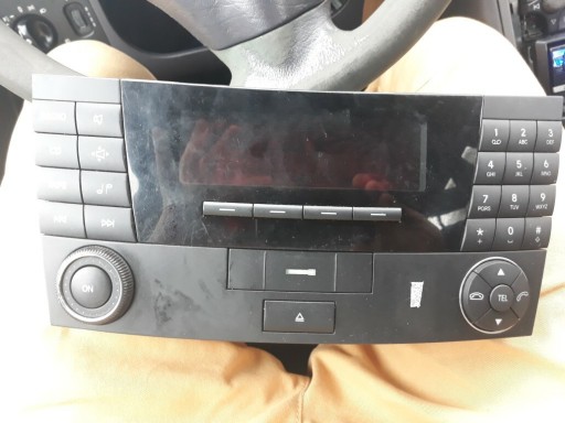 Zdjęcie oferty: Radio oryginalne Mercedes A 211 