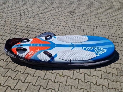 Zdjęcie oferty: Deska Windsurfingowa Futura 86