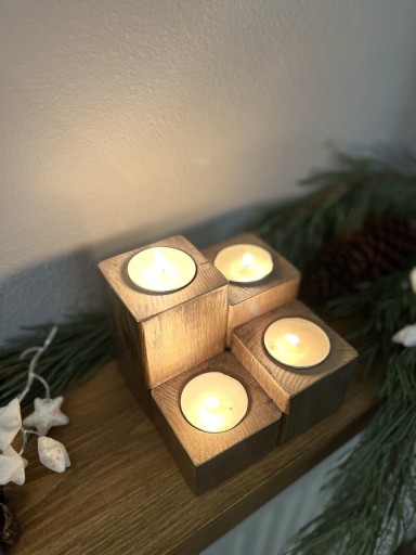Zdjęcie oferty: Świecznik drewniany złoty lampion dekoracja