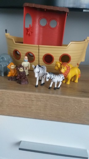 Zdjęcie oferty: Arka Noego że zwierzakami