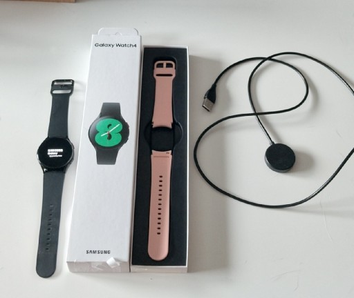 Zdjęcie oferty: Samsung Galaxy watch 4 40mm 