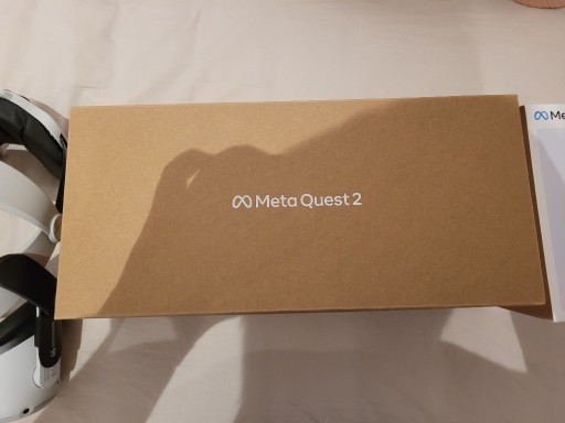 Zdjęcie oferty: Meta Quest 2 128 gb + minigeek elite strap