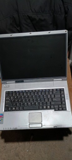 Zdjęcie oferty: Stary laptop Optimus 