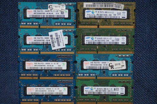 Zdjęcie oferty: Pamięć RAM laptop Hynix Samsung 2GB x 8 sztuk DDR3