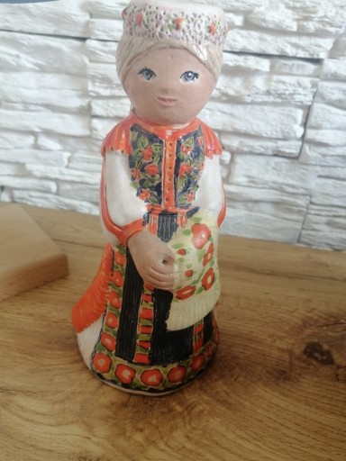 Zdjęcie oferty: Figurka ceramiczna wazon Węgry vintage 