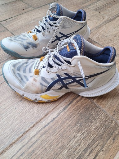 Zdjęcie oferty: Buty asics dynawrape 41.5 eu