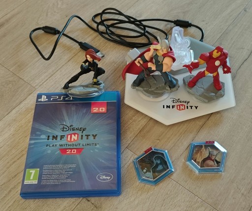 Zdjęcie oferty: DISNEY INFINITY 2.0 STARTER PS4