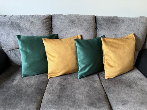 Zdjęcie oferty: Poszewki dekoracyjne na poduszki (jaśki)kompozycja