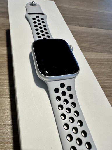 Zdjęcie oferty: Apple Watch 6