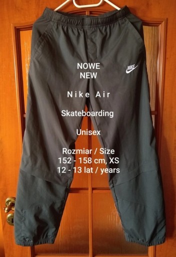 Zdjęcie oferty: NOWE Nike Air Spodnie dla skateboardzisty, Roz. XS