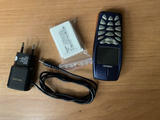 Zdjęcie oferty: Telefon Nokia 3510 z Oryginalnymi bateriami